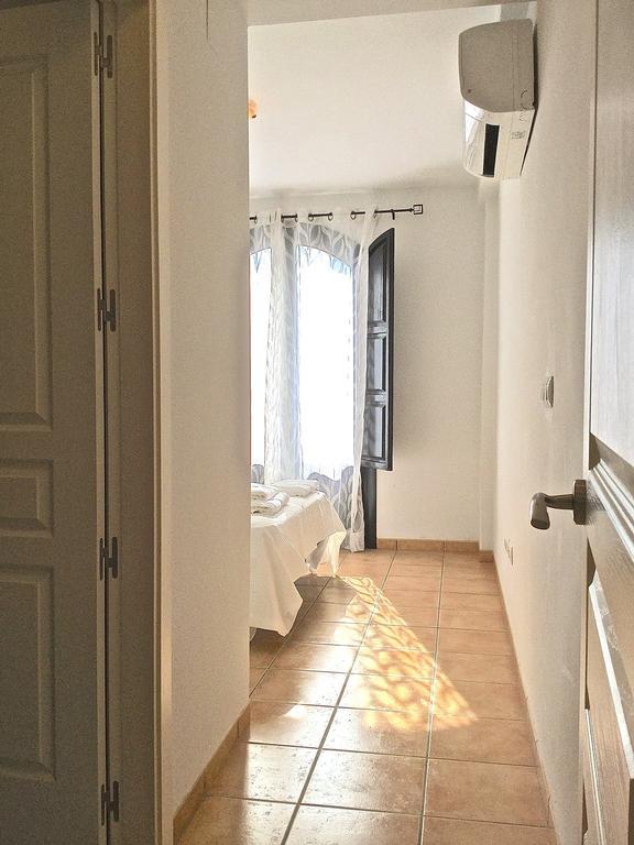 Velez Apartment Vélez de Benaudalla Eksteriør billede